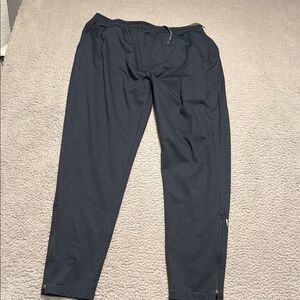 Vuori Men's Sunday Performance Track Pant  Men's Black Pants size XL